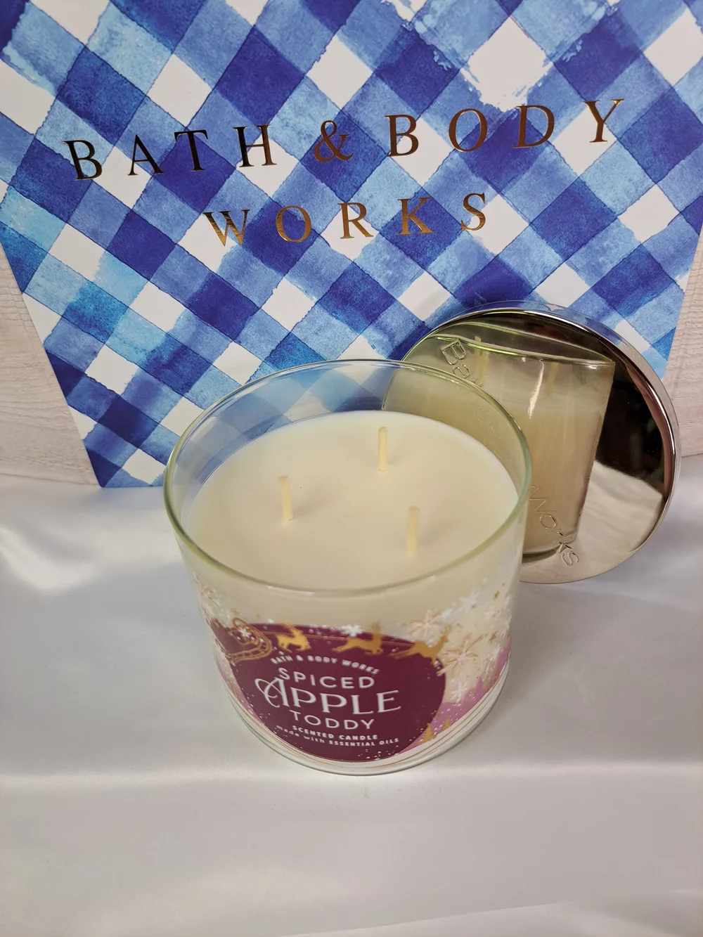 Bath & Body Works 'SPICED APPLE TODDY' Scented 3-Wick Candle in Luminous Wrap - Picture 7 of 14